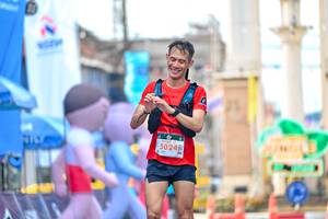 BIB: 5024, 
                            <button type="button" onclick="openModal(24884583)" class="btn btn-primary btn-sm float-right btn-popup" data-toggle="modal" data-target=".modal-high-quality">
                        <i class="fas fa-shopping-cart"></i> Add to Cart
                    </button>
                                            <button type="button" onclick="isThisMe(24884583, true)" class="btn btn-success btn-sm float-right btn-popup btn-isme hidden" data-toggle="tooltip" data-placement="bottom" title="นี่คือรูปของคุณใช่ไหม คลิกที่นี่เพื่อเอาเข้าอัลบั้ม">
                        <i class="fas fa-plus"></i> Add to album
                    </button>
                    <button type="button" onclick="isThisMe(24884583, false)" class="btn btn-warning btn-sm float-right btn-popup btn-isnotme hidden">
                        <i class="fas fa-ban"></i> Remove from album
                    </button>